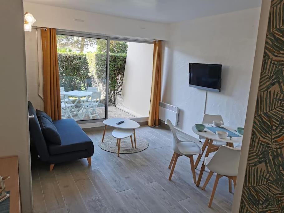Appartement Acces Direct A La Plage Bernières-sur-Mer Dış mekan fotoğraf