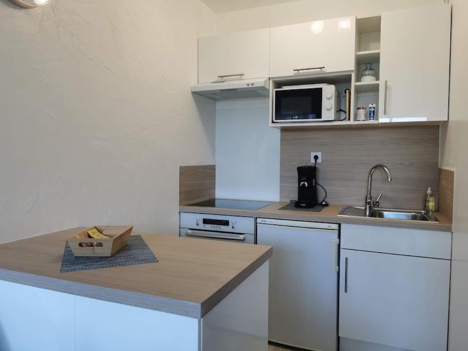 Appartement Acces Direct A La Plage Bernières-sur-Mer Dış mekan fotoğraf